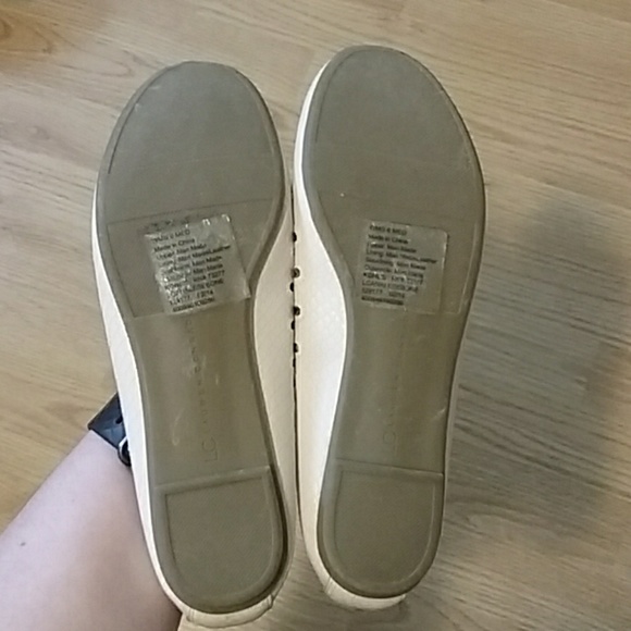 Flats - Picture 3 of 3